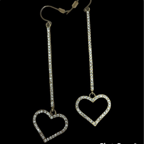 GUESS CRYSTAL HEART DROP EARRINGS 🔥🔥🔥🔥 - Picture 1 of 5